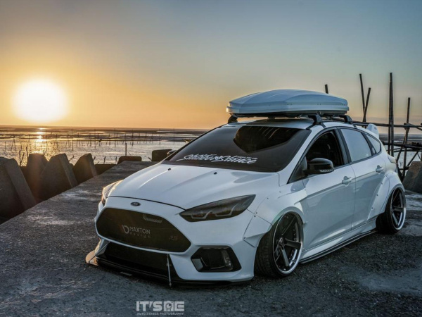Wide body Ford Focus 3