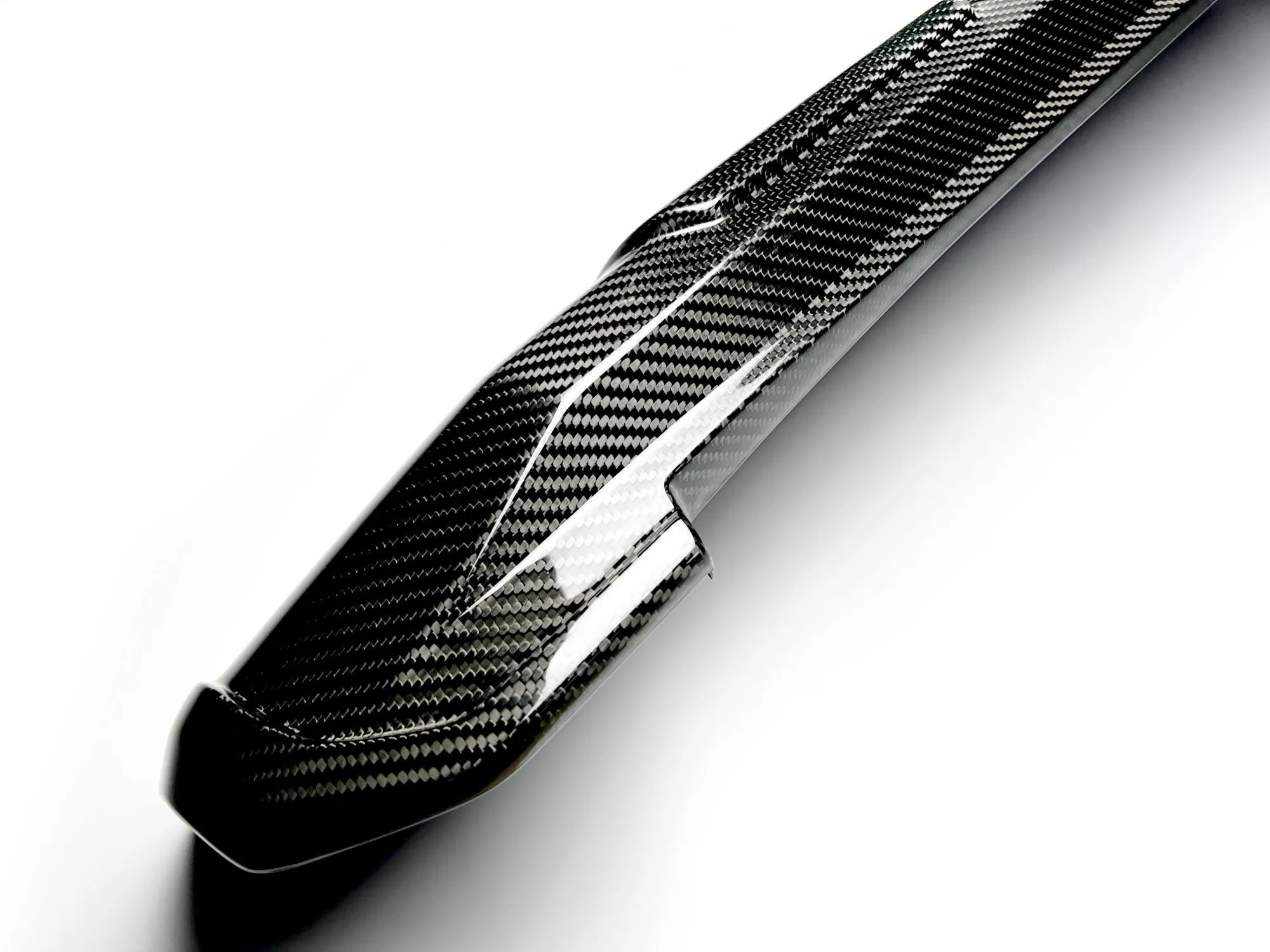 Video - Installation carbon lips TLC300 Video - Installation carbon lips TLC300