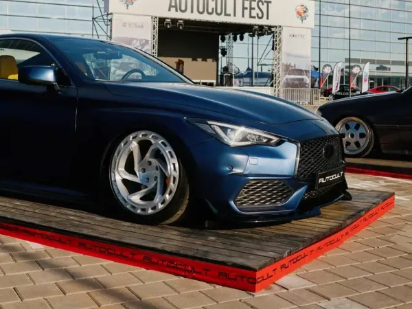 Front lip bumper Infiniti Q60 