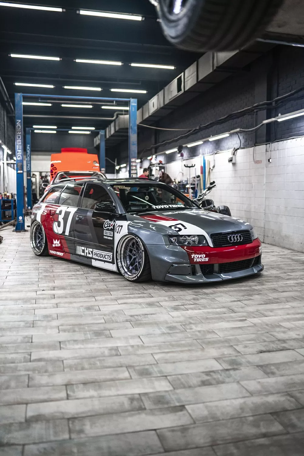 Avant on Moscow city street