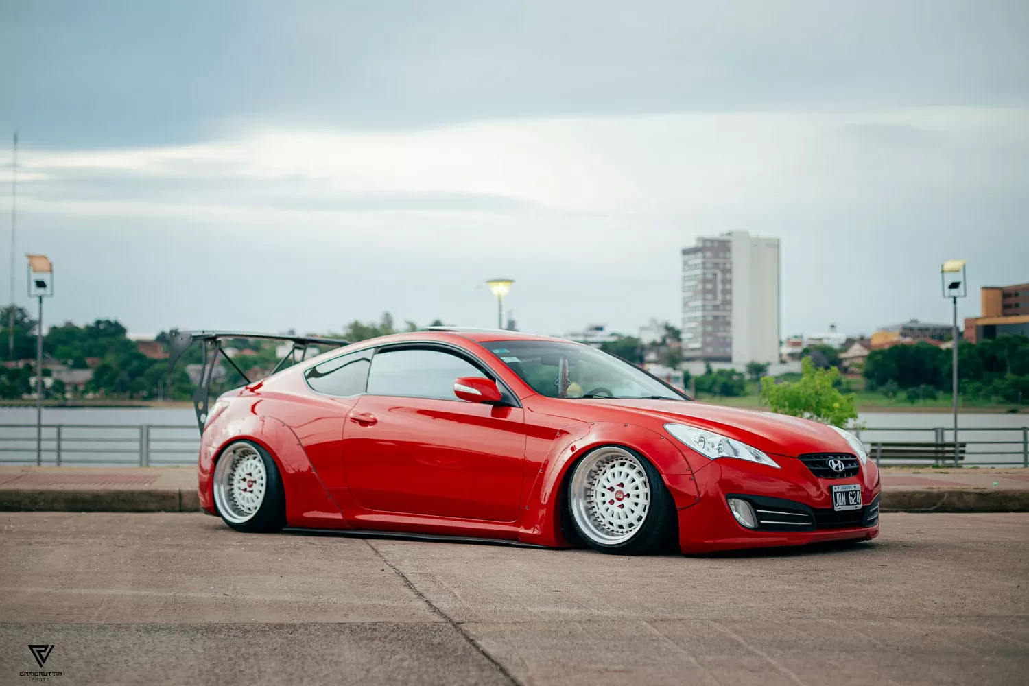 Gen coupe from Argentina - photos and video