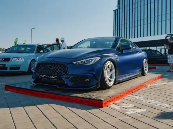 Front lip bumper Infiniti Q60 