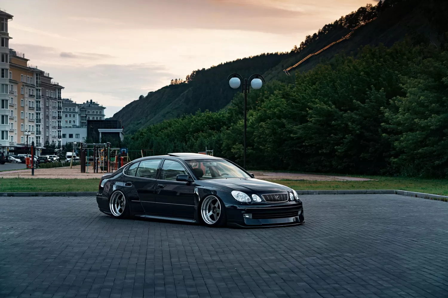 Lexus GS300 in the game!