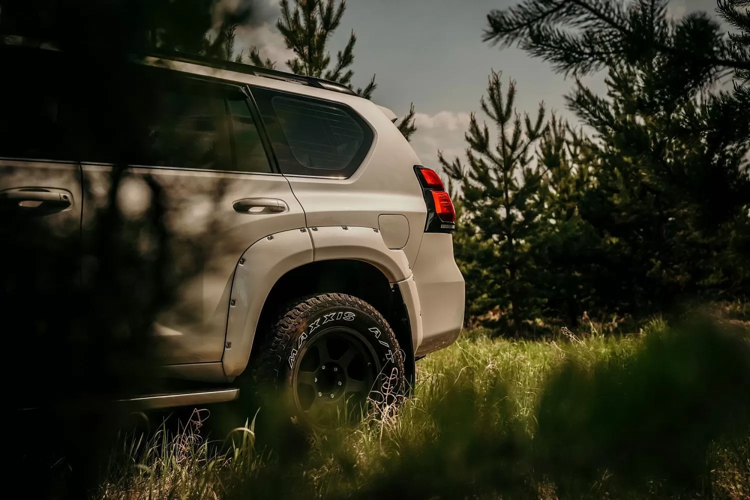 New wide arches for Toyota Land Cruiser 150