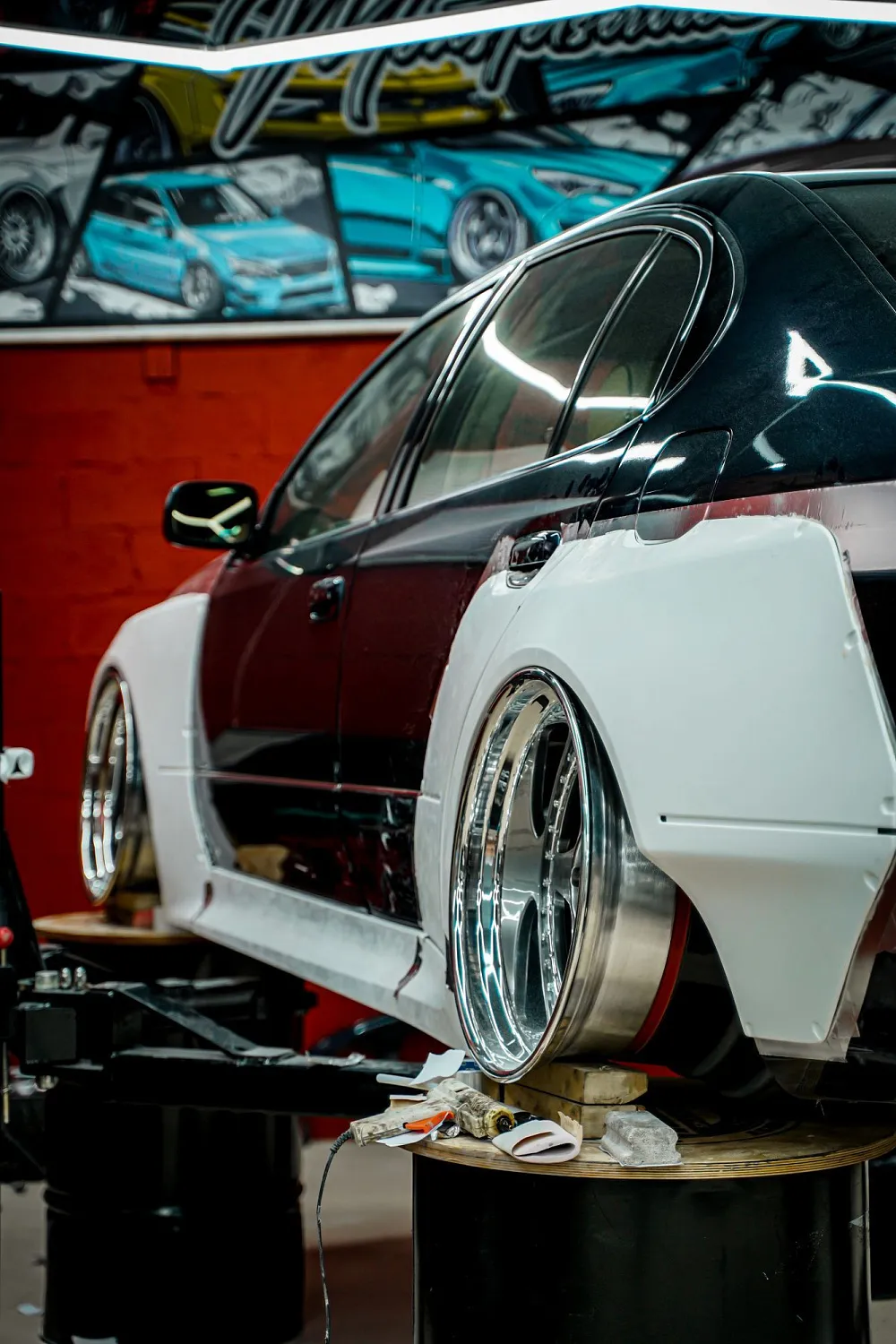 Video - Installation wide body kit Lexus GS160