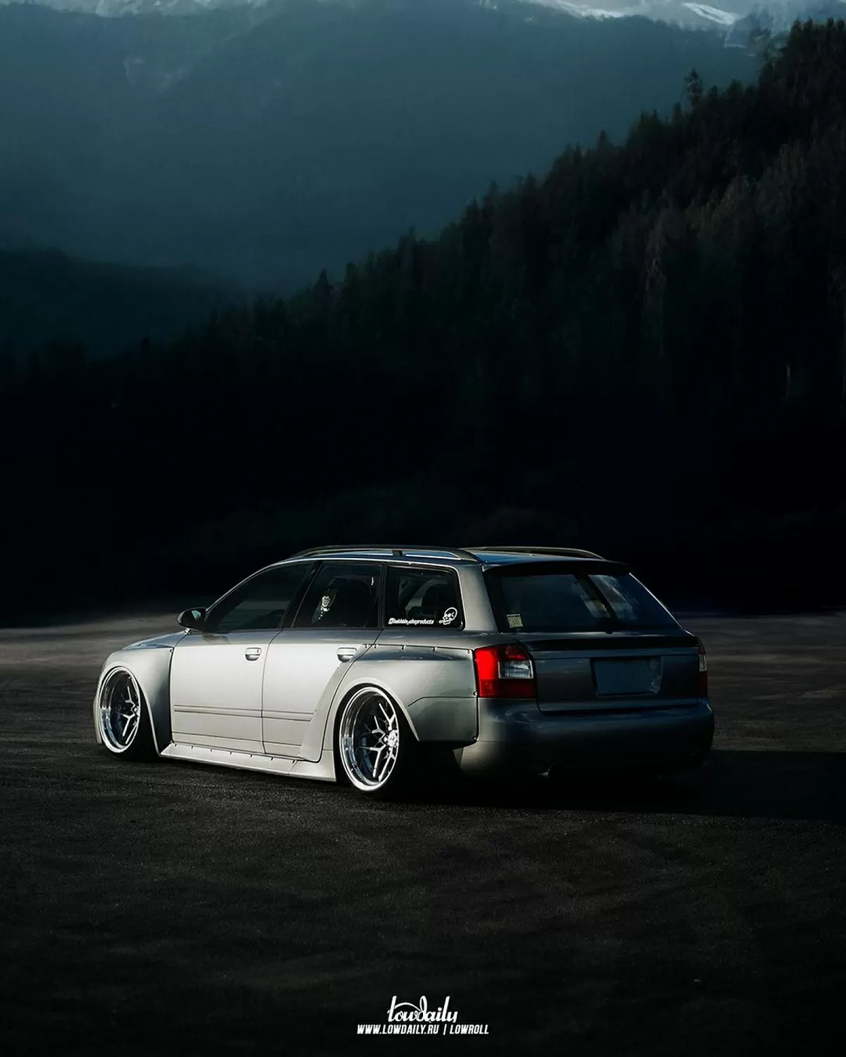 Awesome pictures of our Audi A4! Now without the livery!