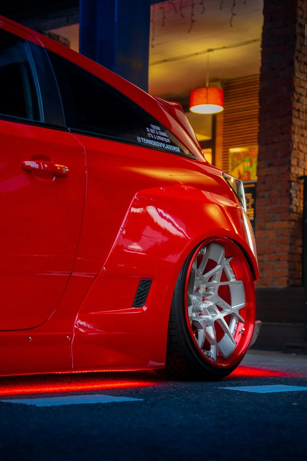 The first wide body Opel Astra!