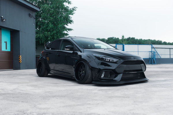 Front lip Ford Focus 3