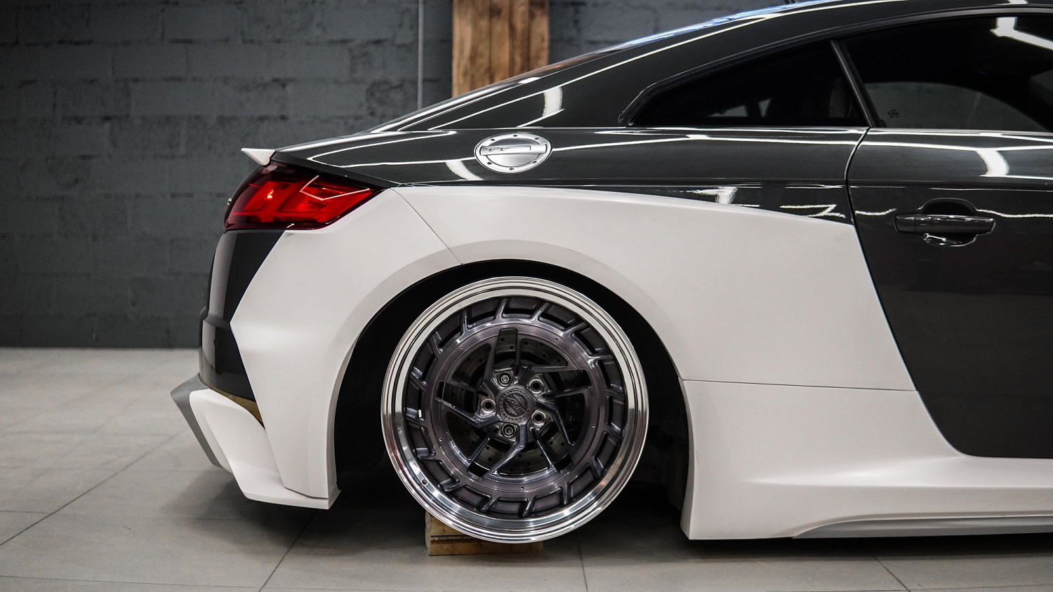 Test fitting wide body kit for TT Mk3