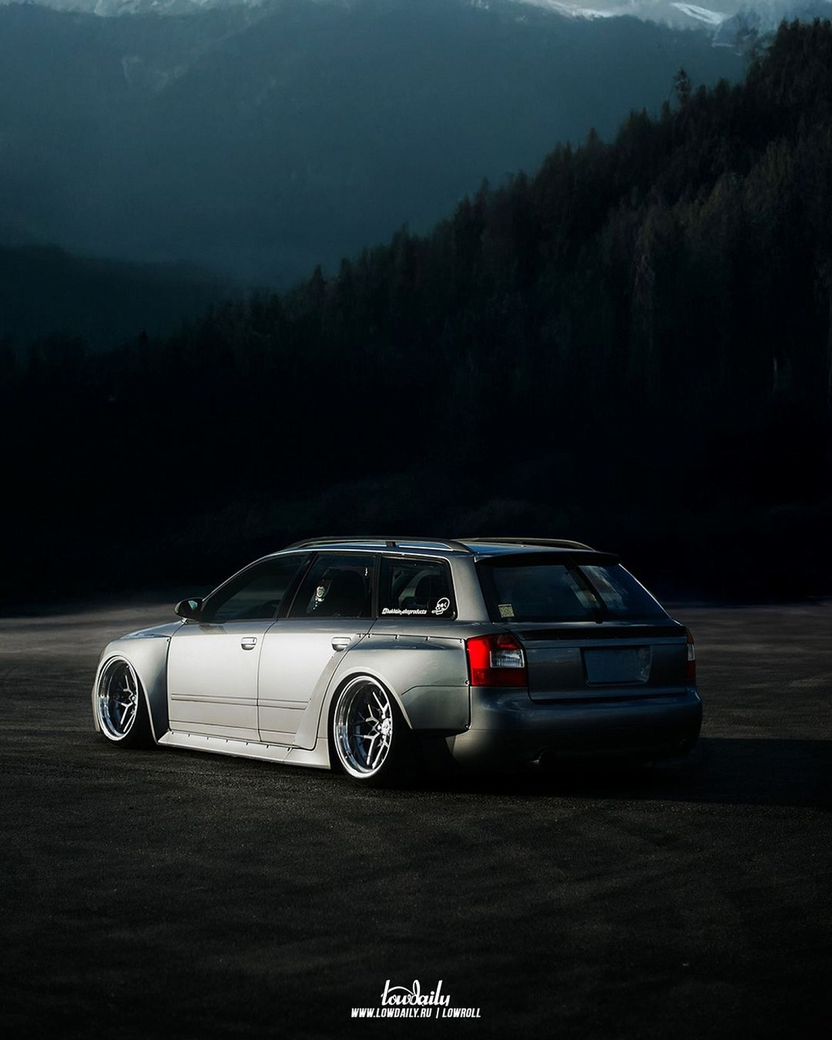 Awesome pictures of our Audi A4! Now without the livery!