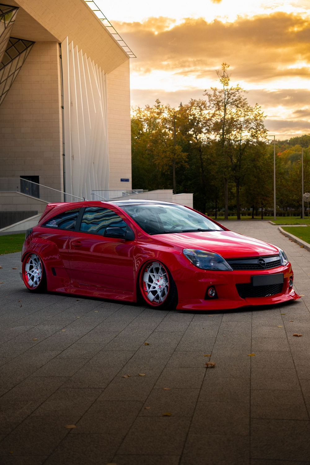 The first wide body Opel Astra!